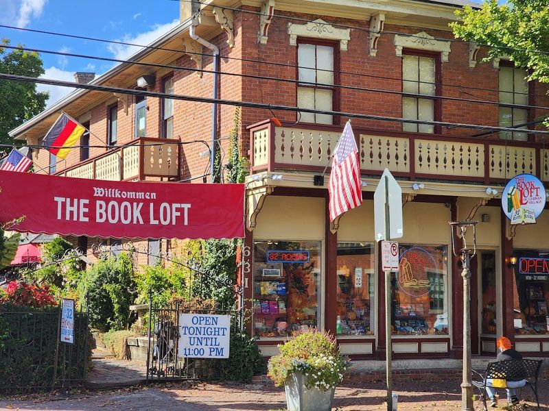 A Welcoming Spot Where Tails Wag And Pages Turn