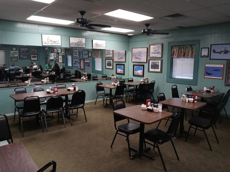 The Kind of Atmosphere That Actually Makes You Stay