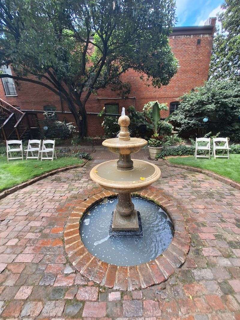 Perfect for Events, Even More Perfect for Quiet Wandering