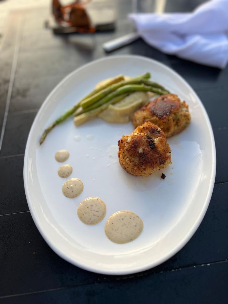 The Crab Cakes That Built a Legend