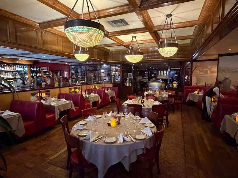 The Old-School Atmosphere People Come Back For