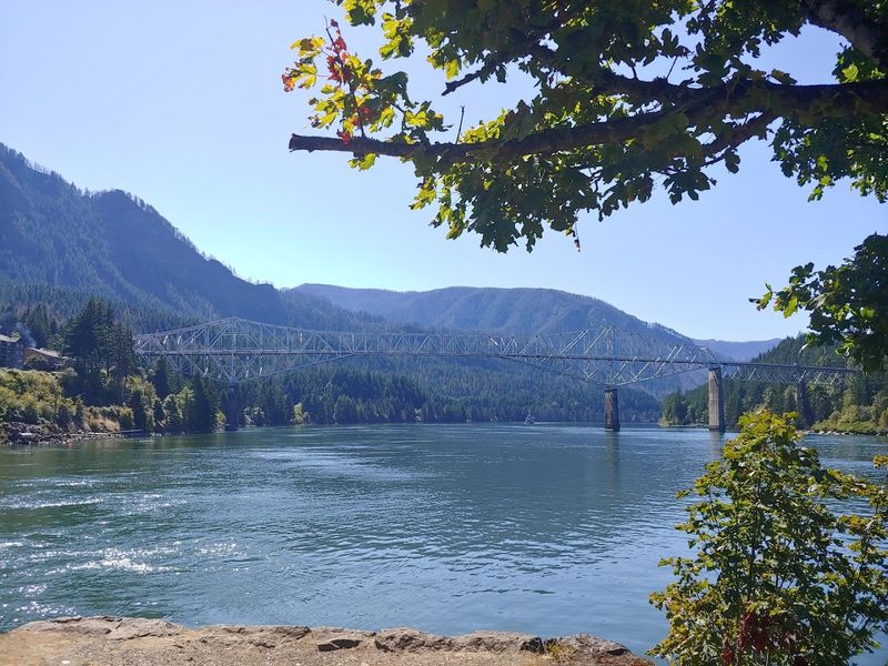 Views Of Two States At Once