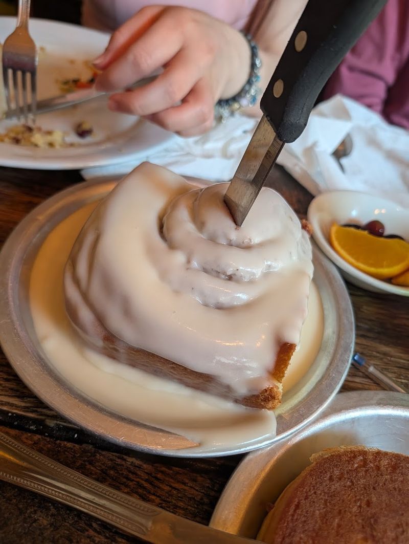 Crockett’s Turns Breakfast Into The Main Event