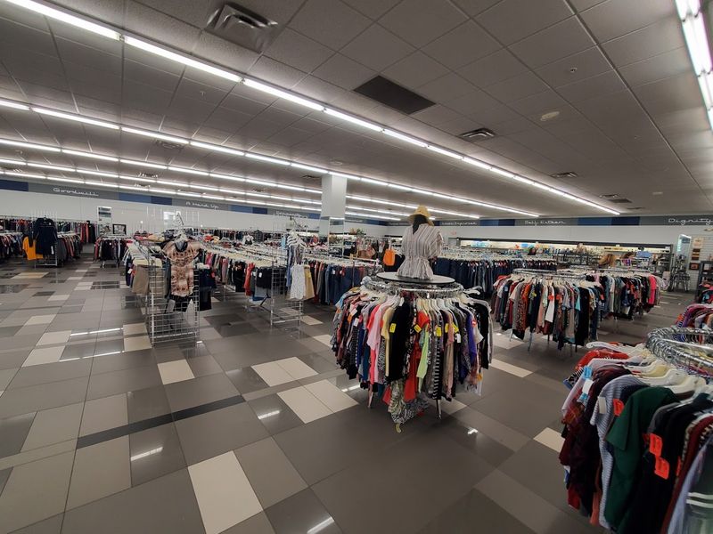 Clothing Organized by Size, Not Just Color