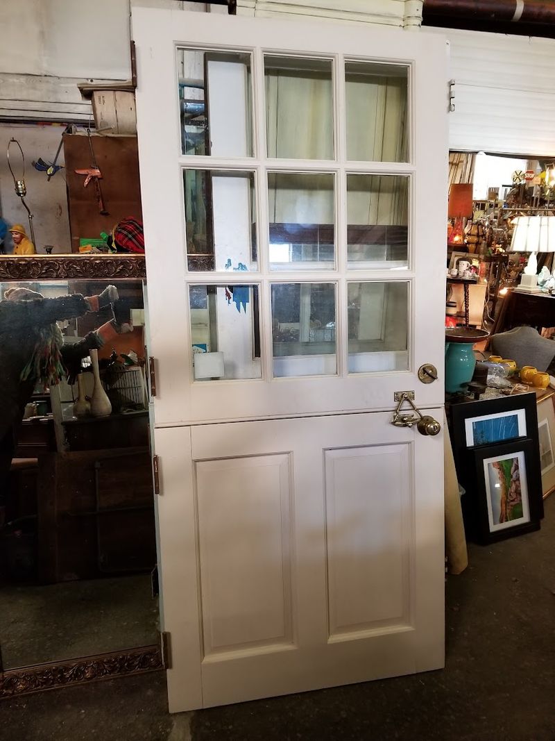 Thousands of Vintage Doors That Tell Their Own Stories