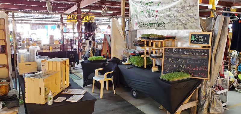 The Indoor Antique Center With Over 40,000 Square Feet