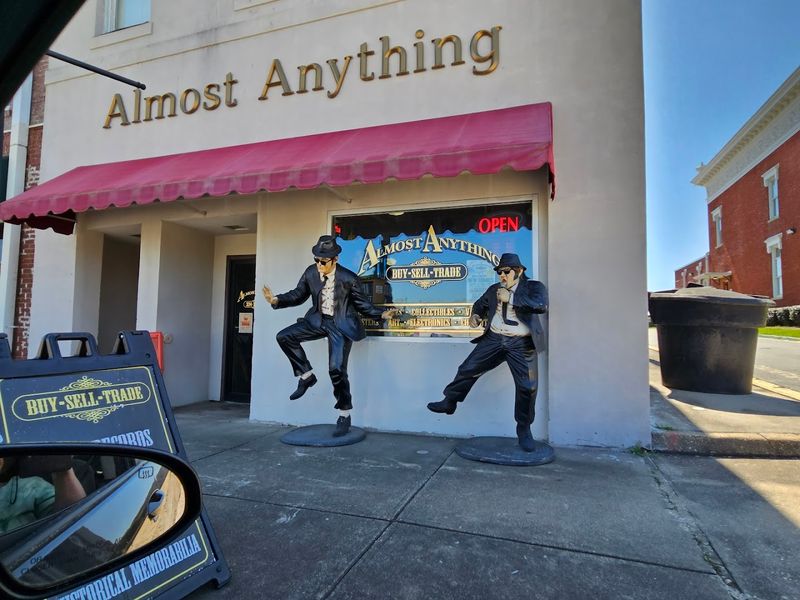 Next To The Historic Lee County Courthouse