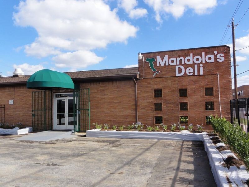 A Neighborhood Deli That Has Been Earning Its Stripes Since 1975