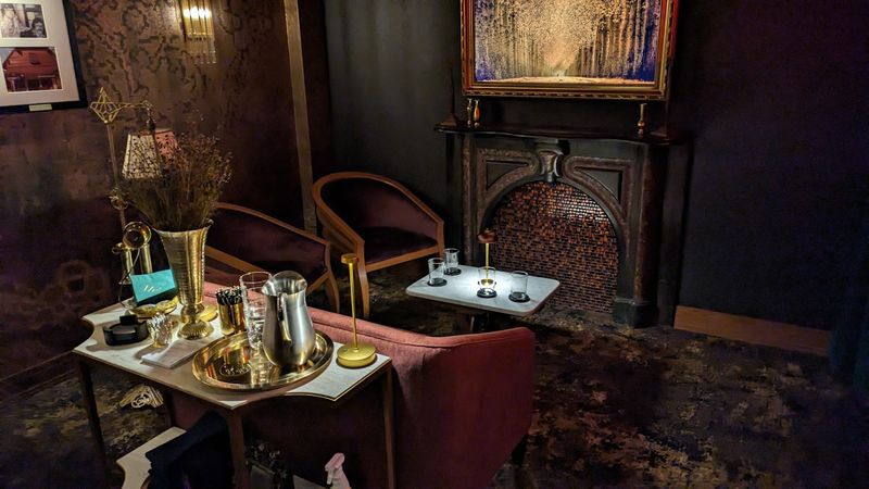 The Library Room That Feels Like a Hidden World