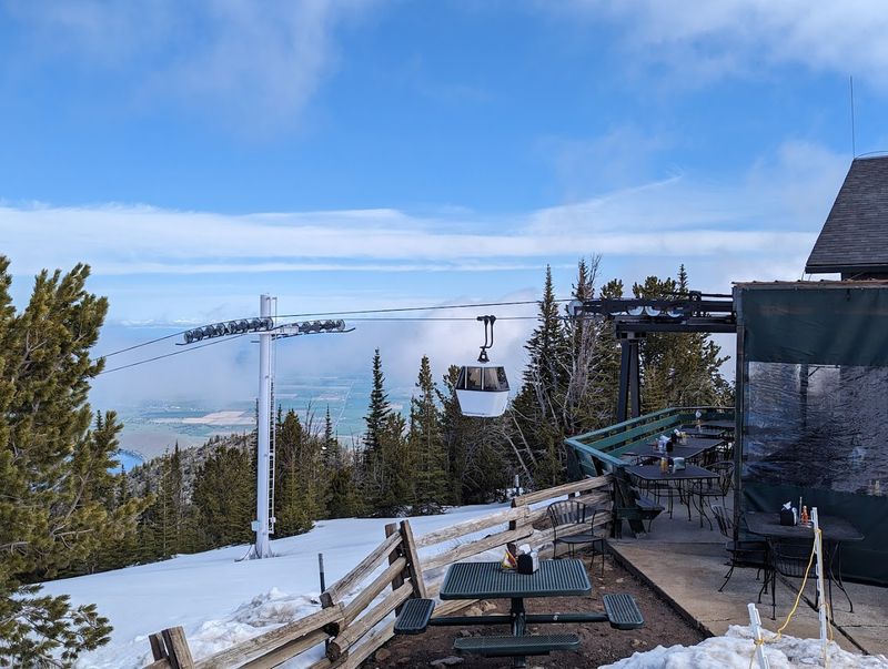 The Summit Grill, Oregon's Highest Restaurant