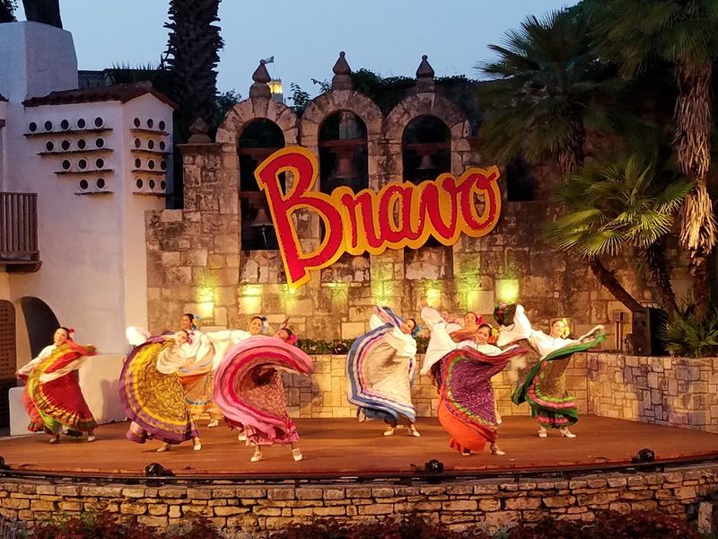 The Arneson River Theatre and Its One-of-a-Kind Stage Setup