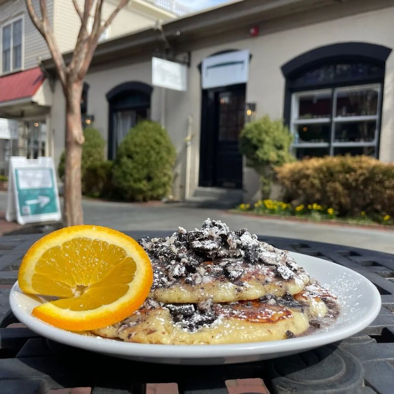 Planning Your Visit to Gass and Main in Haddonfield