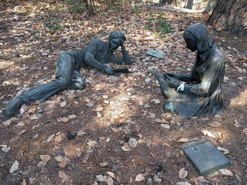 Sculptures and Artistic Surprises Nearby