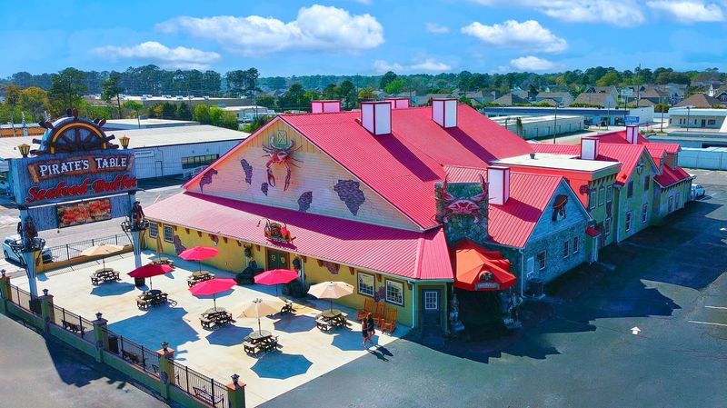 This Surfside Beach Buffet Feels Like An Event