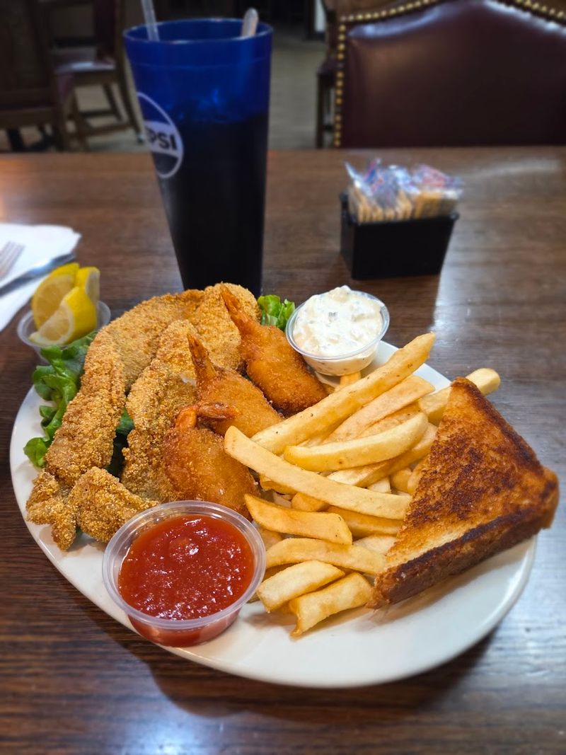 The Kind of Diner Food That Sticks With You