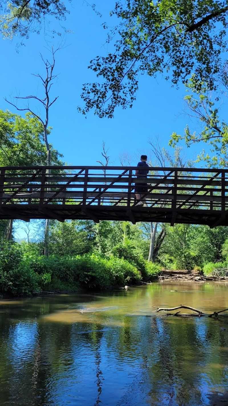 The Little Calumet River Adds Scenery and History to Every Step