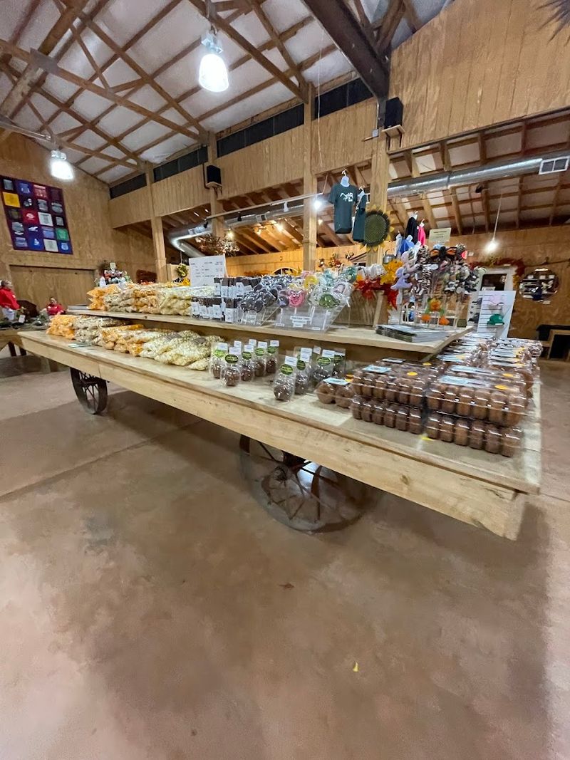 Food And Extras Keep People Hanging Around