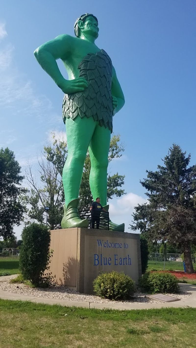 Roadside America Stop: Why Blue Earth Is on Every Road Trip List