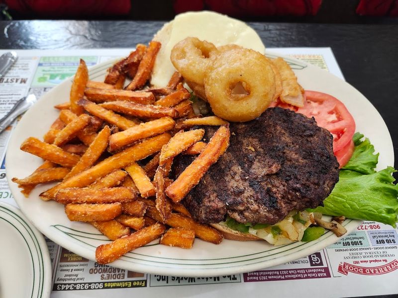 Portions That Practically Demand a To-Go Box