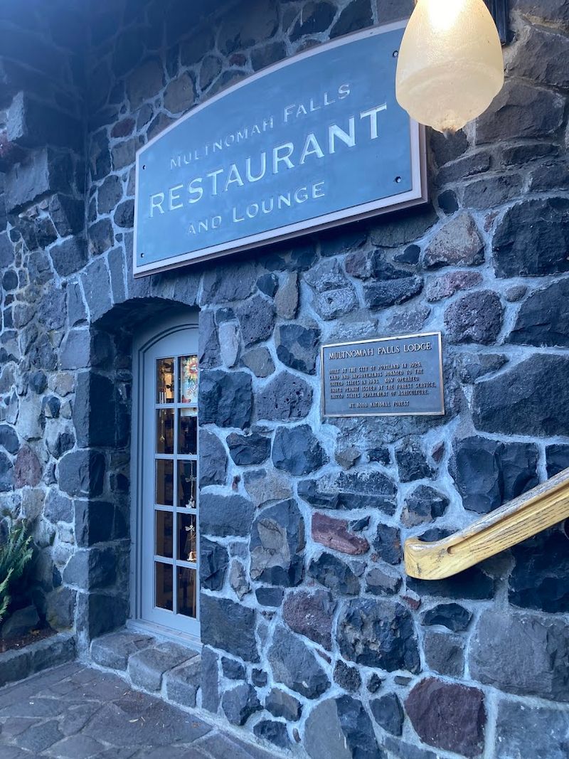 The Gift Shop Tucked Just Below the Dining Room