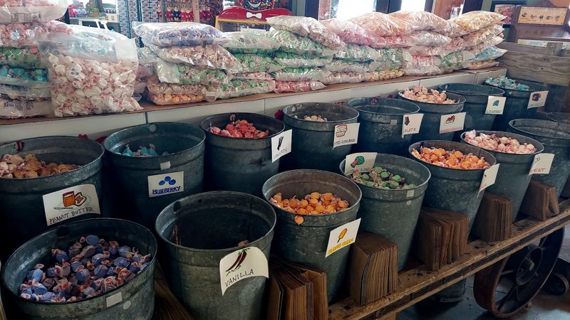 Old-Fashioned Candy Adds A Nostalgic Pull