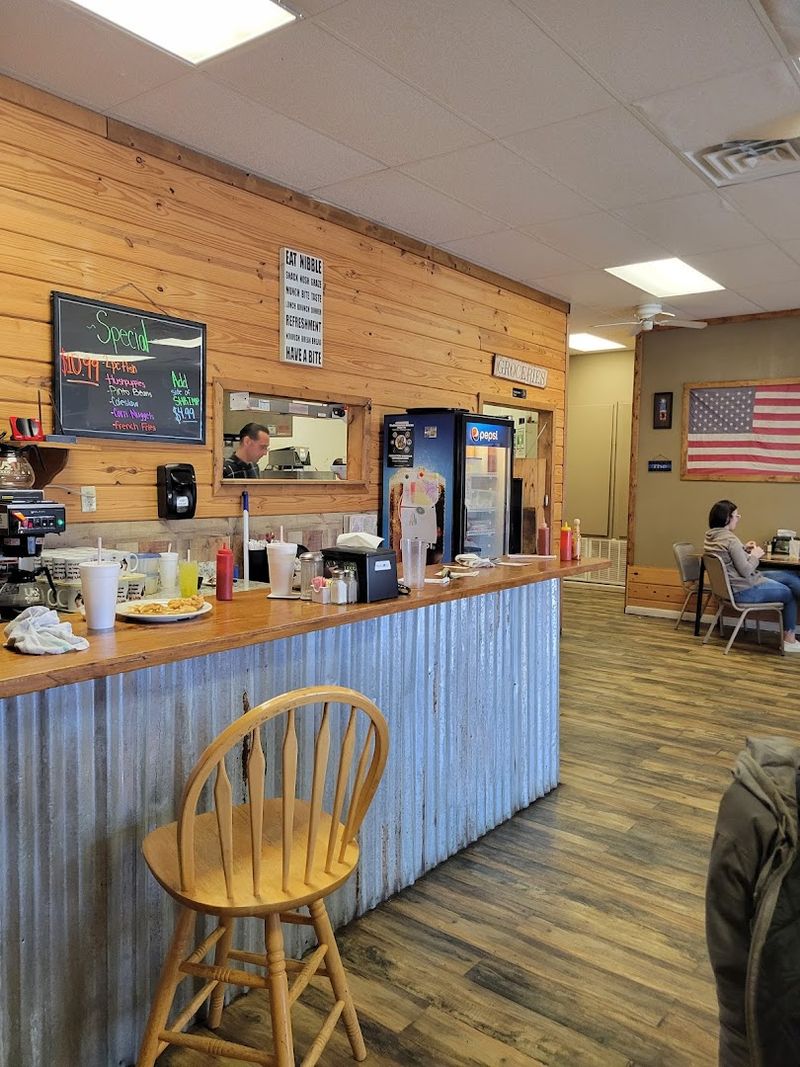 The People Who Keep MJay's Running