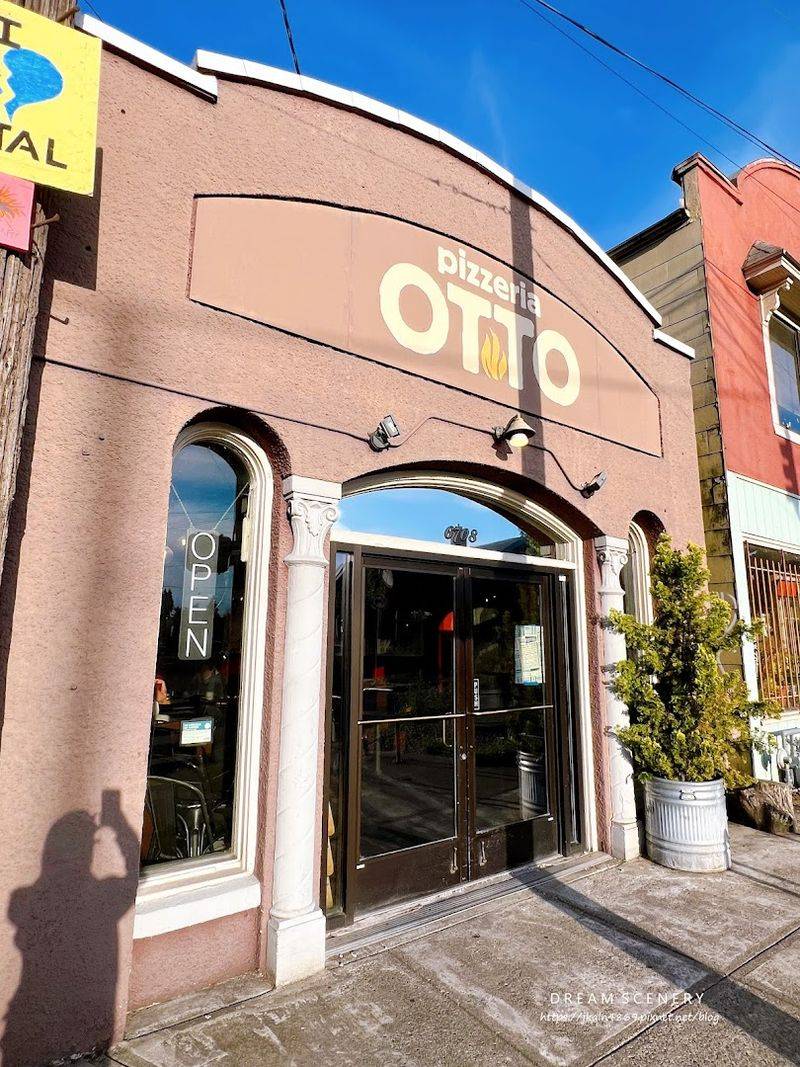 Pizzeria Otto, Portland, Oregon