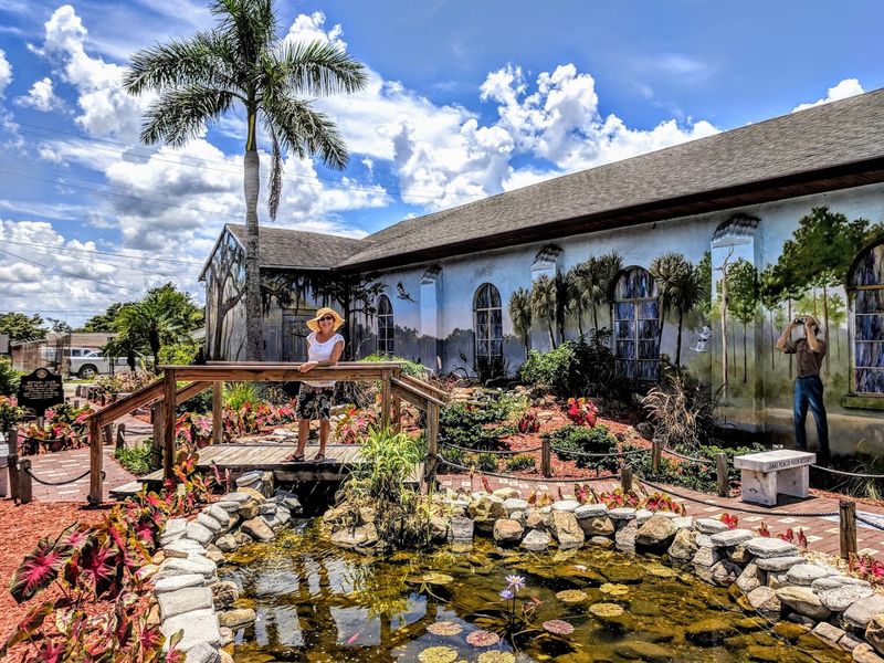 Arts and Crafts Show With Over 150 Vendors