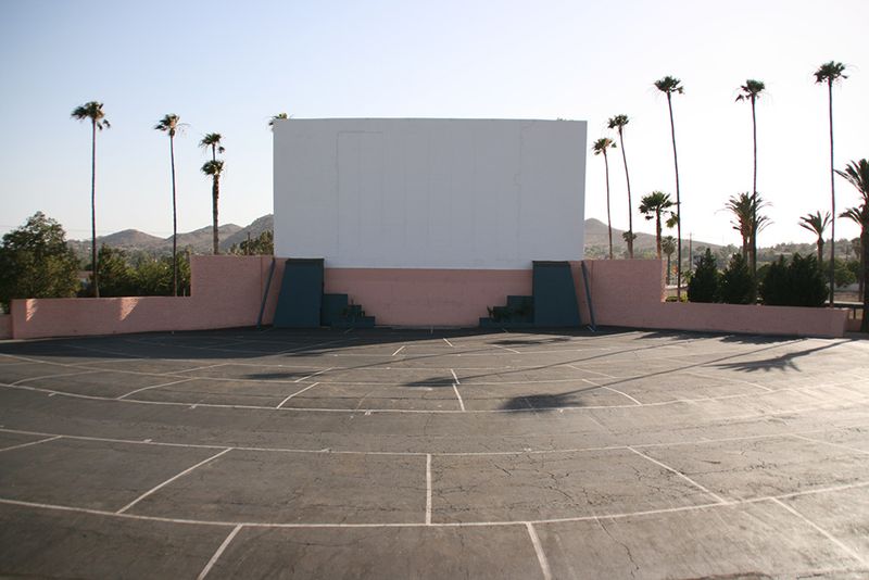 The Original Art Deco Screen Tower Still Stands