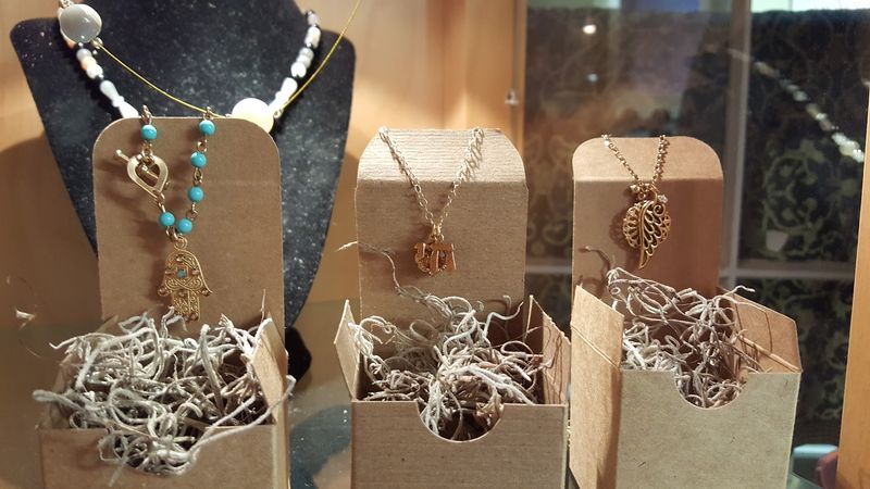 Jewelry and Wearable Magic