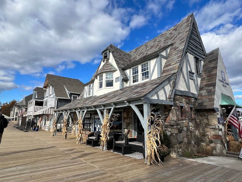 Lake Mohawk in Sparta: A Swiss Village Hiding in Sussex County