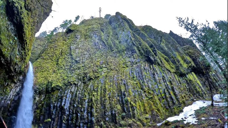 The Gorge Setting: Why the Columbia River Gorge Adds Magic