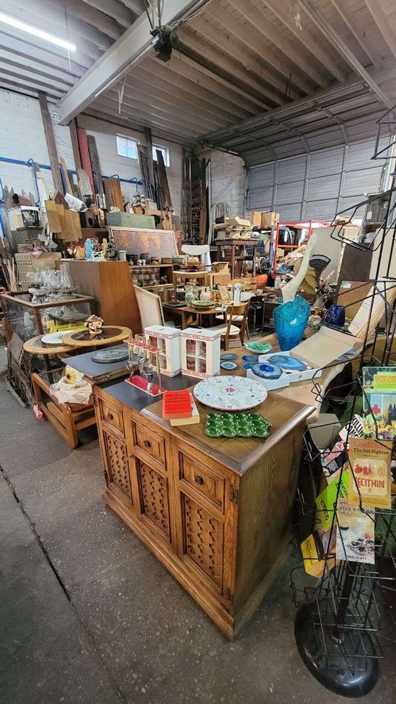 The Mirror Room Is Its Own Kind of Wonderful