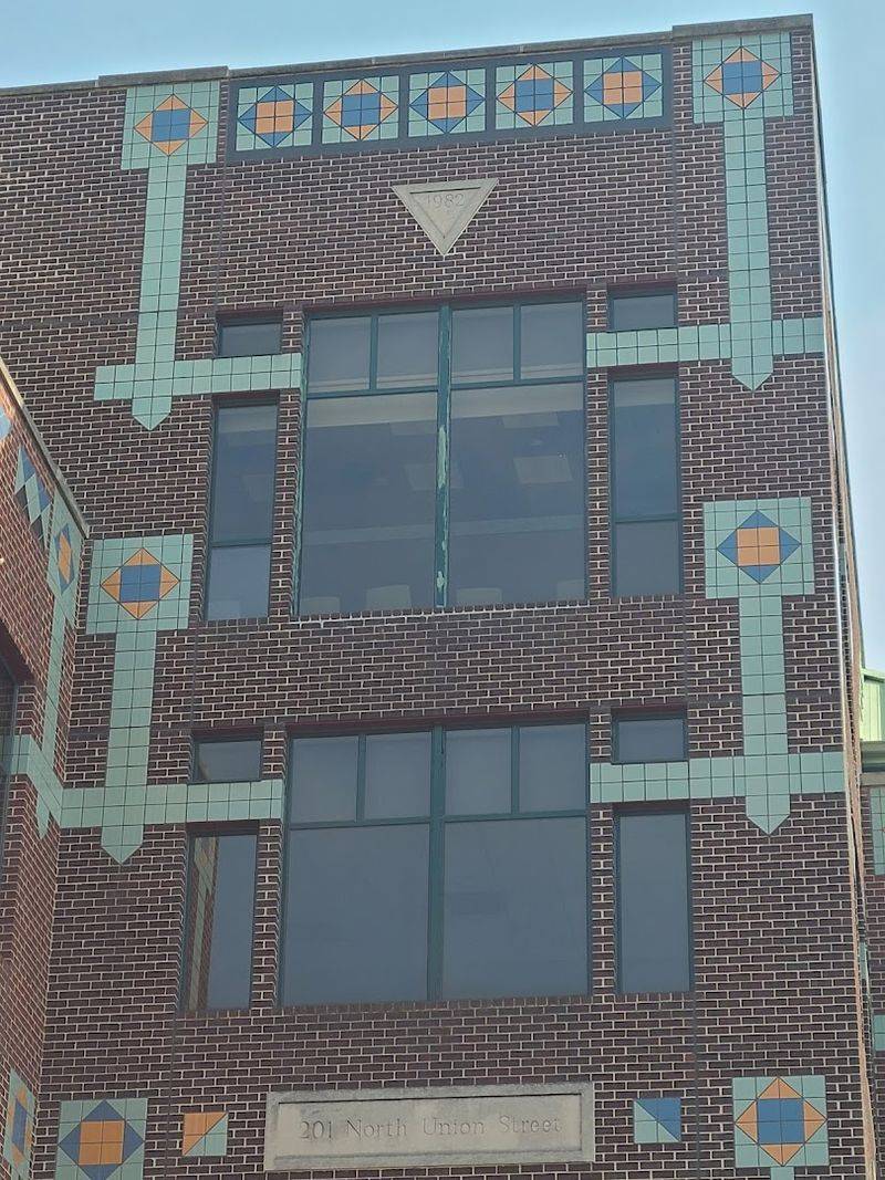 Plan Your Visit to 105 North Union Street Alexandria