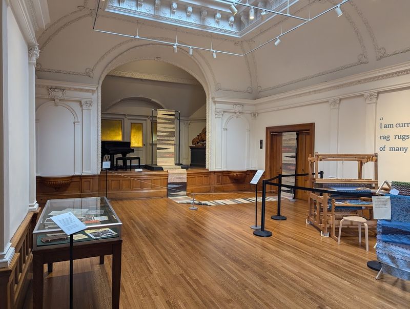 Art Classes and Cultural Events That Keep the Community Alive