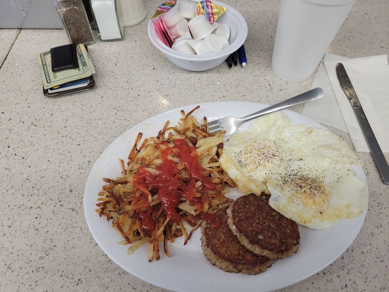All-Day Breakfast in a Tiny Diner