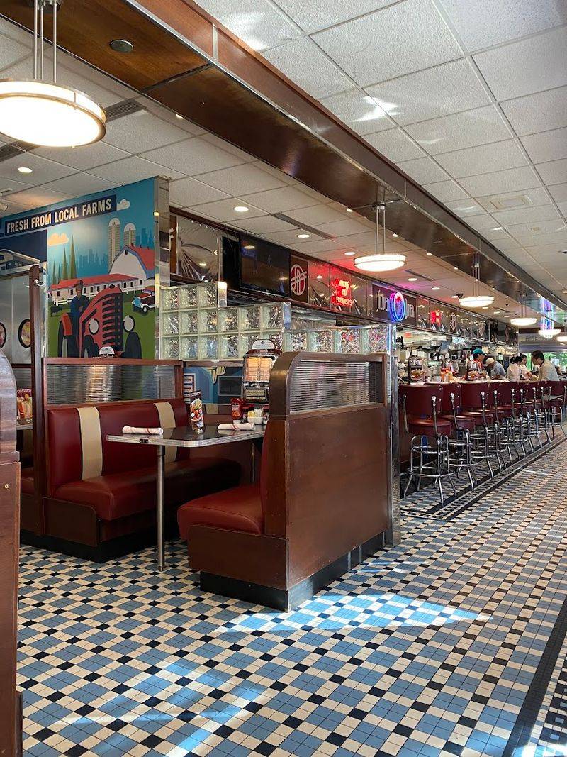 Booths Built for Lingering