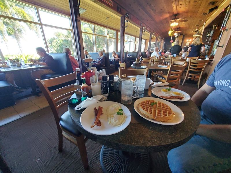 Watching Takeoffs Makes The Meal More Memorable