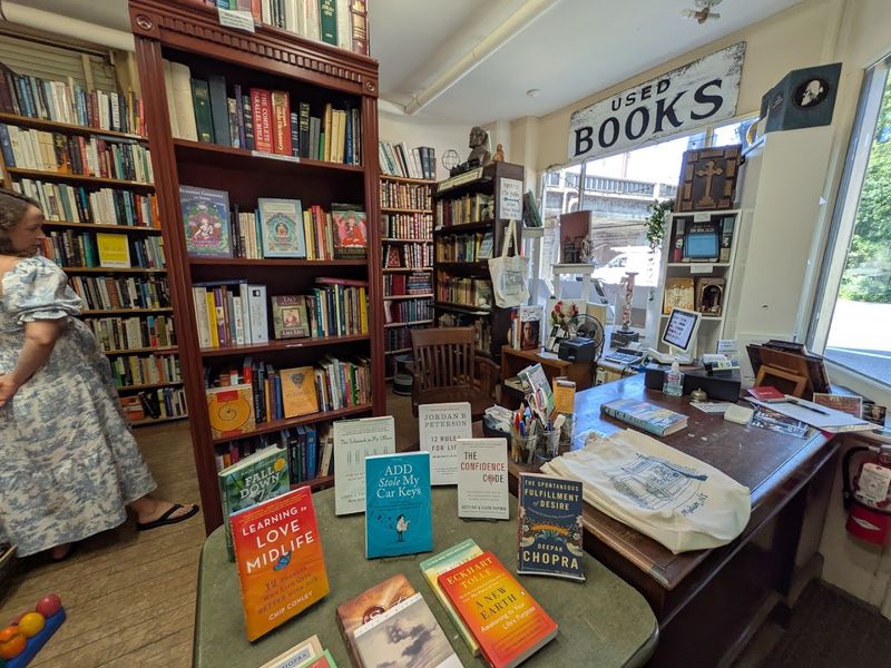 Book Searches, Appraisals, and a Helpful Online Presence