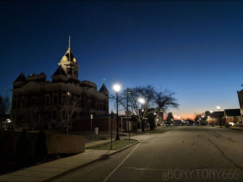 Vibrant Community Life That Keeps You Connected