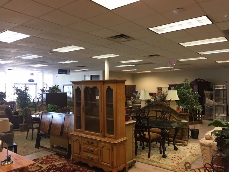 Furniture and Home Goods Worth the Drive