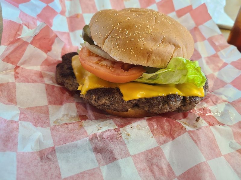 The Atmosphere That Makes a Diner Irreplaceable