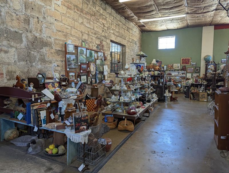 Firearms and Western Hardware for the Serious Enthusiast