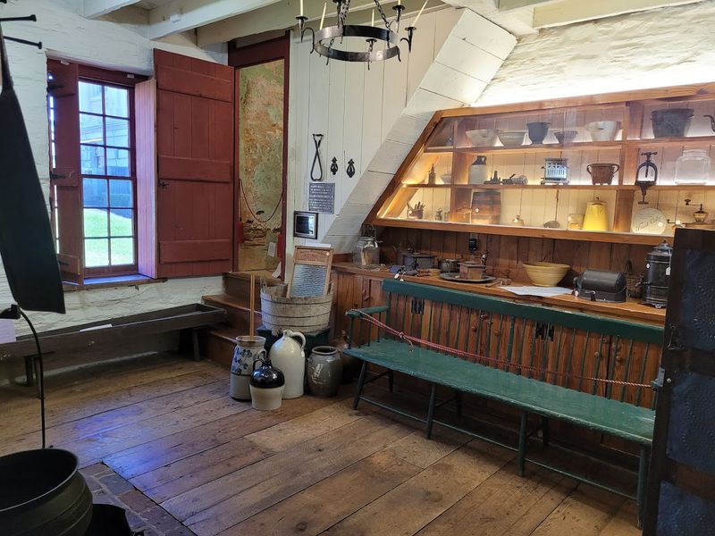 Willard Scott's Emmy and Other Surprising Treasures