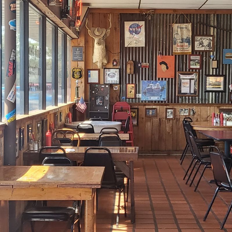 What Makes Miller's Cafe Stand Out in Houston