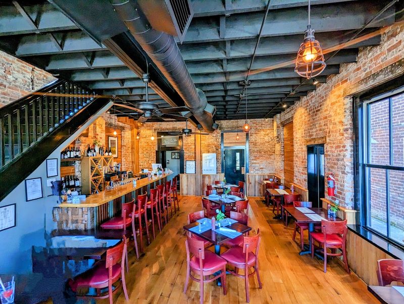 Old Order Mennonite Community Life and Horse-Drawn Buggies