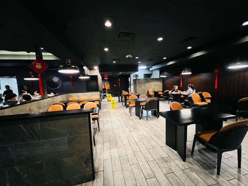 Cate Zone Chinese Cafe Brings Regional Depth to Every Plate