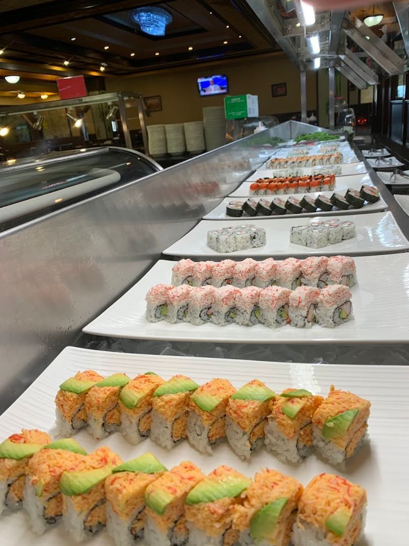 Sushi That Holds Its Own in a Buffet Setting