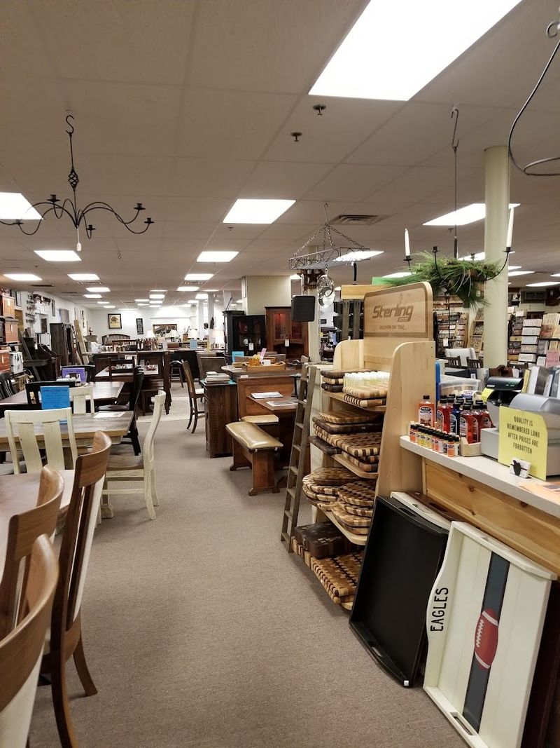Amish Furniture and Handcrafted Home Goods Worth Browsing