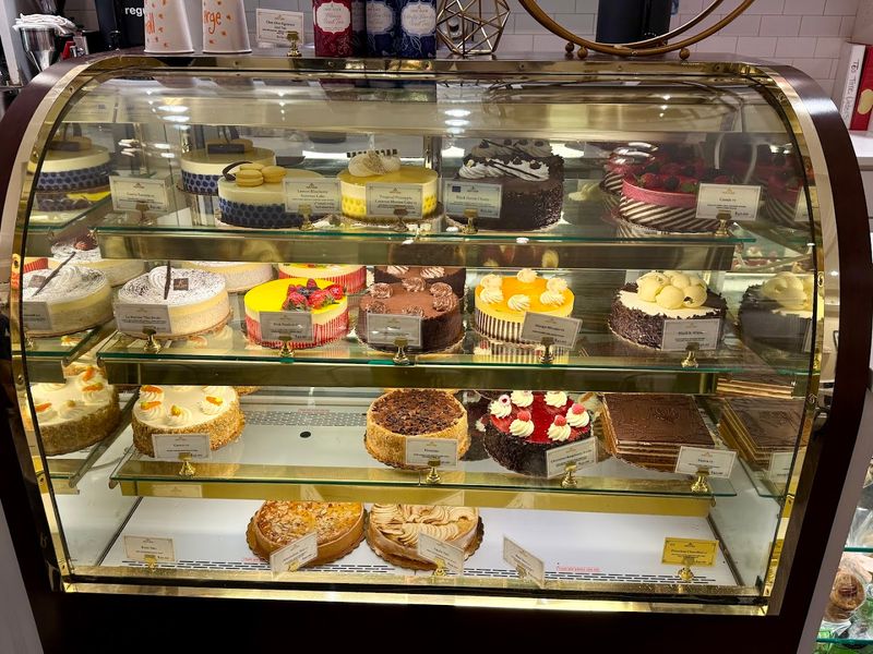 Cakes That Belong in an Art Gallery